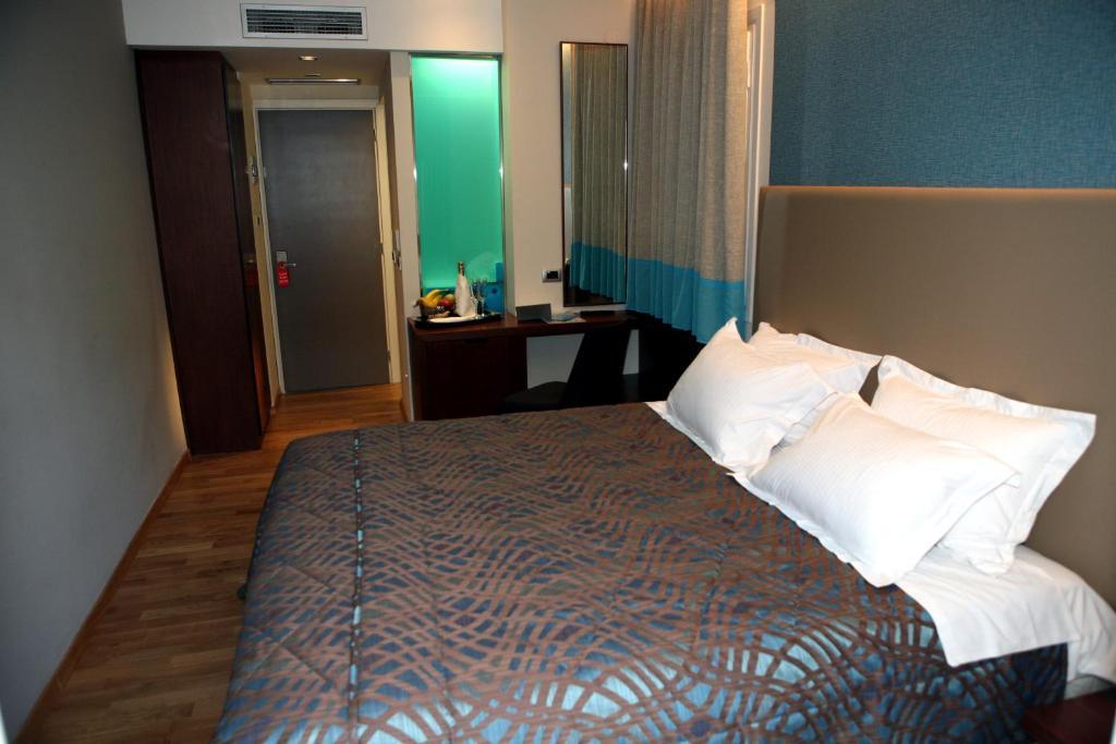 Victoria Hotel Nafplio Zimmer foto
